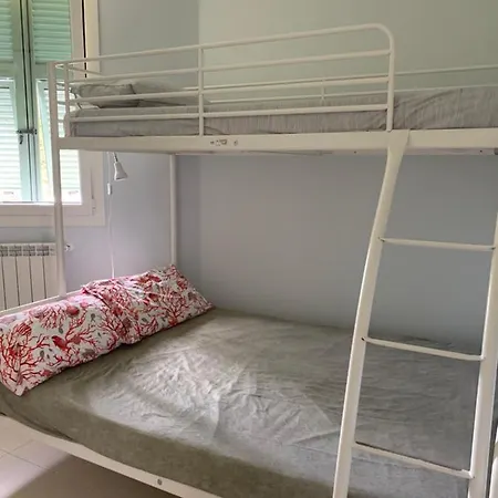 Beluga Holidays - 2 Bedrooms Lejlighed La Spezia